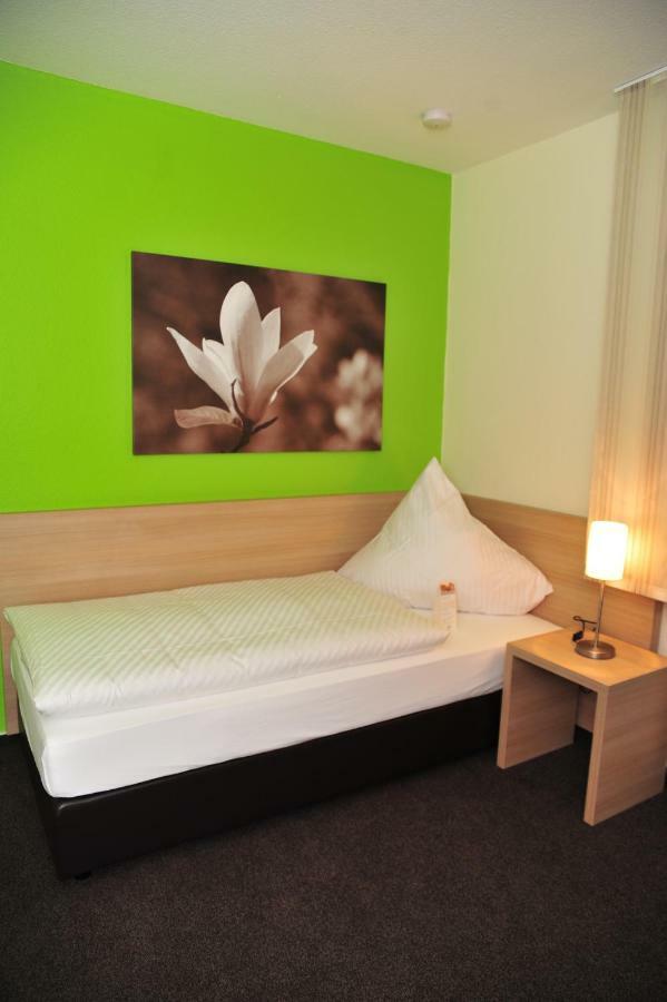 Fehren Einfach Gut Hotel Lingen Bagian luar foto